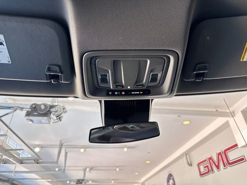 Certified 2024 GMC Sierra 1500 Elevation image 26