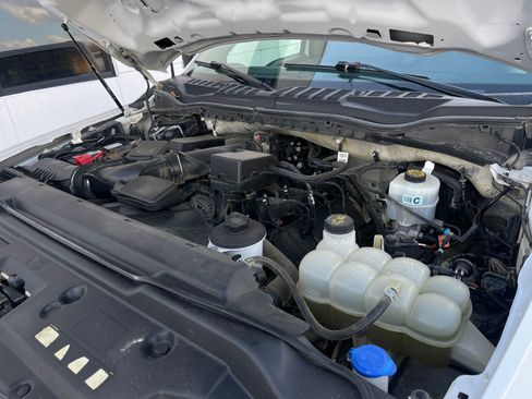 Used 2021 Ford F250 XLT w/ FX4 Off-Road Package image 24