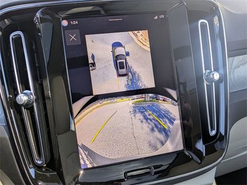 New 2026 Volvo XC40 B5 Ultra w/ Protection Package Premier image 10