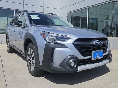 Used 2024 Subaru Outback Limited AWD/4WD image 4