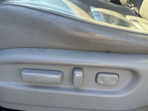 Used 2016 Honda Pilot Touring image 16