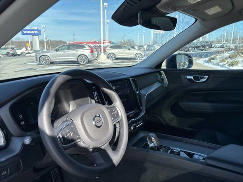 Certified 2023 Volvo XC60 B5 Core w/ Climate Package image 15