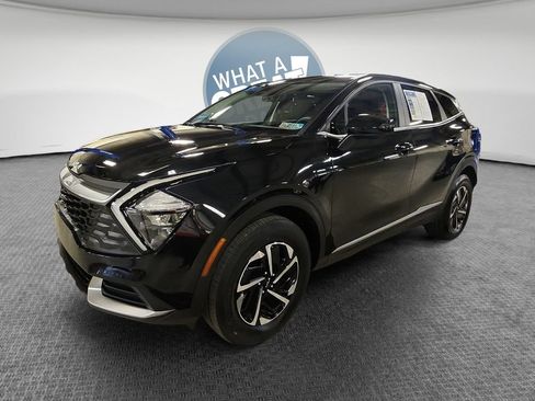 Used 2023 Kia Sportage LX AWD/4WD image 8