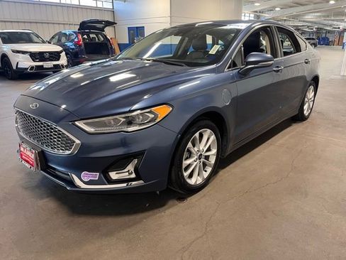 Used 2019 Ford Fusion Energi Titanium FWD image 7