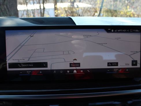 New 2026 BMW X5 xDrive50e w/ Climate Comfort Package image 19