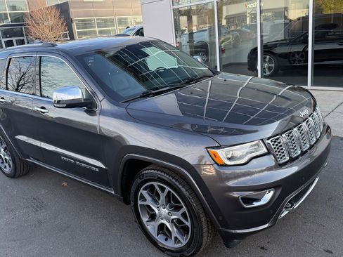 Used 2019 Jeep Grand Cherokee Overland image 10