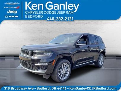 New 2023 Jeep Grand Cherokee Summit w/ Luxury Tech Group V
