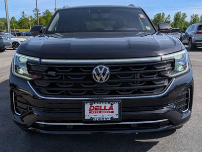 Used 2024 Volkswagen Atlas Cross Sport SEL R-Line