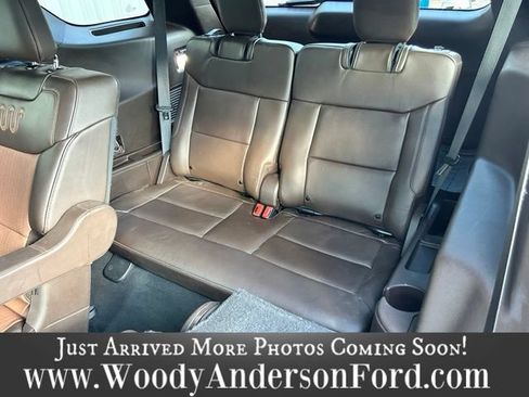 Used 2022 Ford Explorer King Ranch w/ Premium Technology Package AWD/4WD image 18