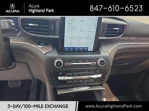 Used 2020 Ford Explorer Platinum w/ Premium Technology Package AWD/4WD image 6