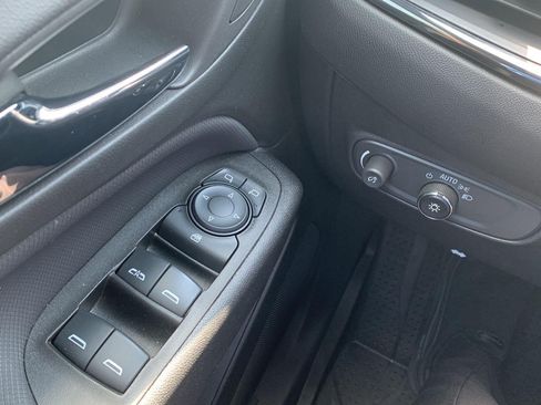 Used 2022 Chevrolet Equinox RS w/ LPO, Floor Liner Package AWD/4WD image 12