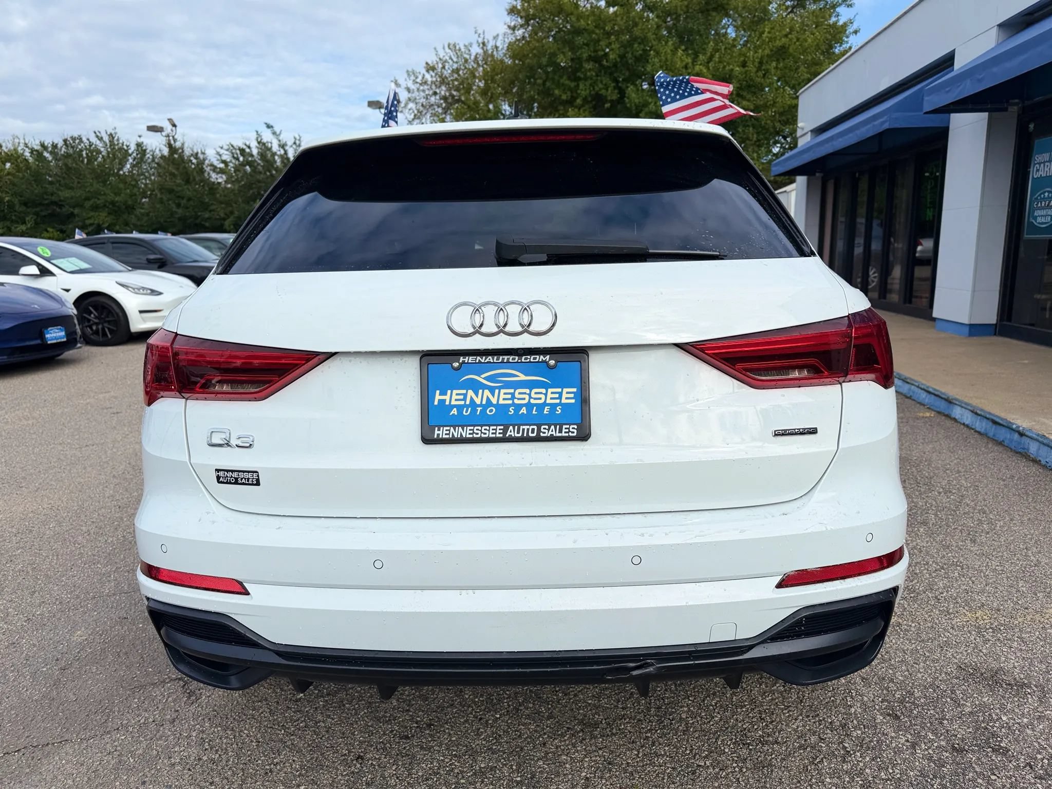 Used 2021 Audi Q3 2.0T Premium w/ Convenience Package AWD/4WD image 2