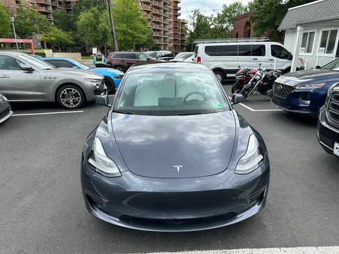Used 2022 Tesla Model 3 Long Range AWD/4WD image 2