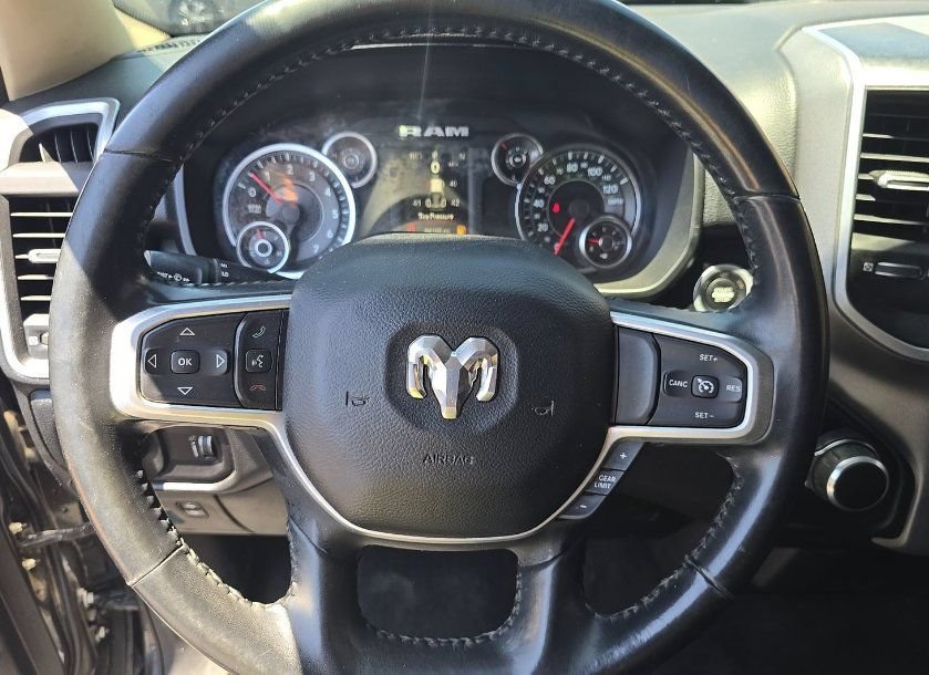 Used 2020 RAM 1500 Big Horn AWD/4WD image 39
