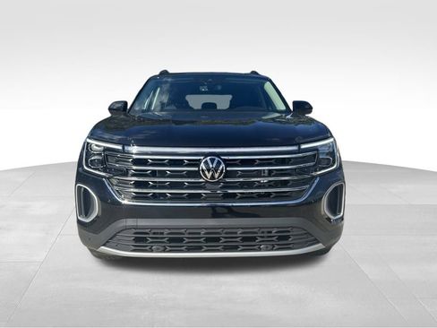 New 2026 Volkswagen Atlas SE FWD image 8