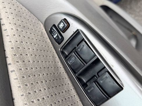 Used 2006 Toyota Sienna CE FWD image 9