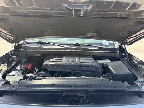 Used 2021 Nissan Titan SV w/ SV Convenience Package RWD image 31
