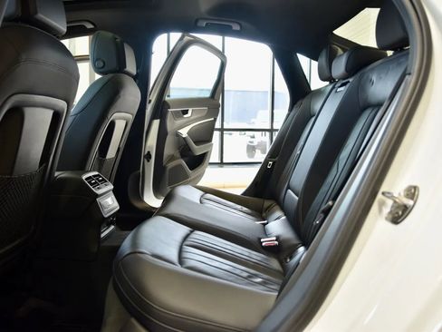 Used 2024 Audi A6 2.0T Premium image 21