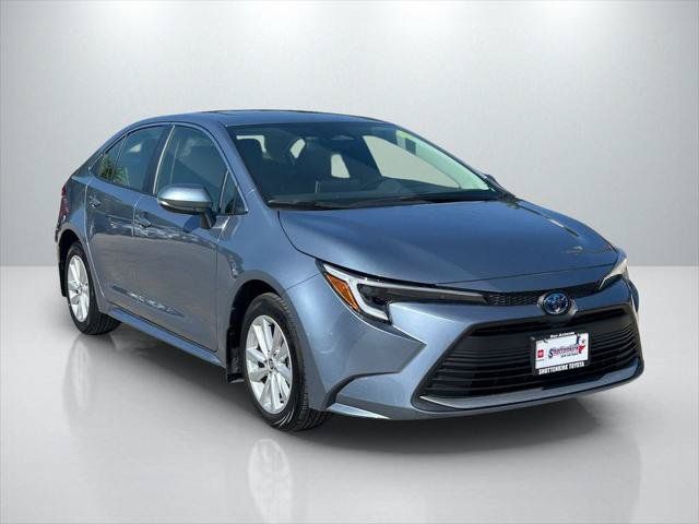 Certified 2024 Toyota Corolla XLE FWD image 3