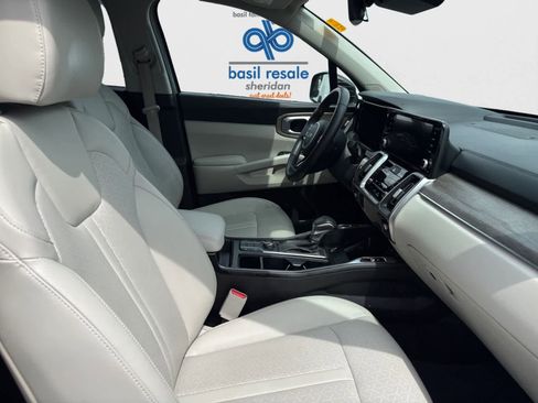 Used 2023 Kia Sorento S w/ Panoramic Sunroof Package AWD/4WD image 15