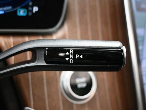 Used 2023 Mercedes-Benz EQE 350+ SUV w/ Pinnacle Trim Package image 23
