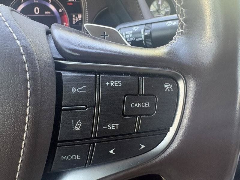 Used 2018 Lexus LS 500 w/ Interior Upgrade Package RWD image 12
