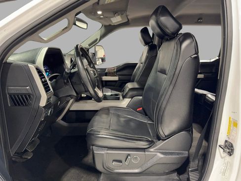 Used 2018 Ford F250 Lariat w/ Lariat Value Package image 17