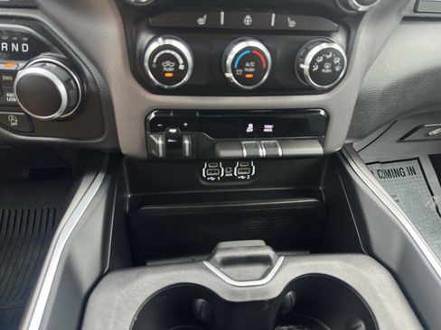 Used 2024 RAM 1500 Big Horn AWD/4WD image 25