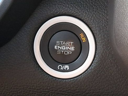 Used 2021 RAM 1500 Big Horn AWD/4WD image 23