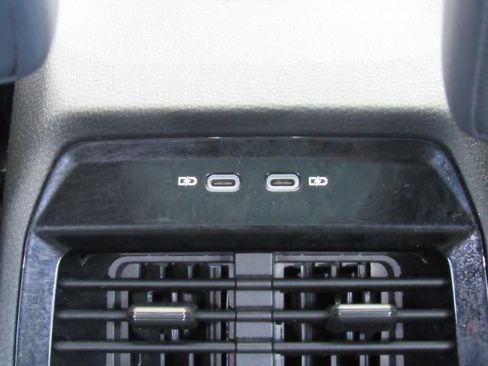 Used 2021 Volkswagen ID.4 Pro S w/ Gradient Package image 31