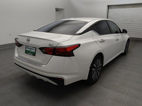 Used 2023 Nissan Altima 2.5 SV FWD image 9