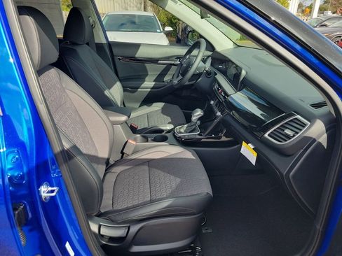 New 2026 Kia Seltos S FWD image 7