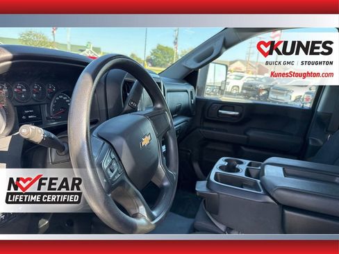 Used 2024 Chevrolet Silverado 3500 W/T image 19