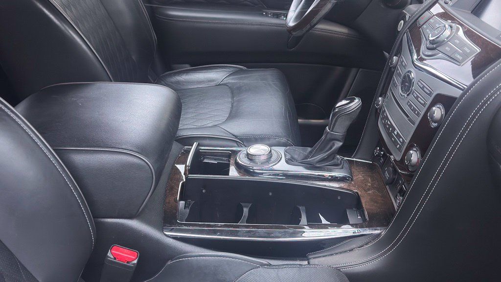 Used 2019 INFINITI QX80 Luxe w/ 22" Wheel Package AWD/4WD image 8