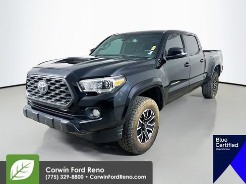 Used 2021 Toyota Tacoma TRD Sport w/ Technology Package AWD/4WD image 4