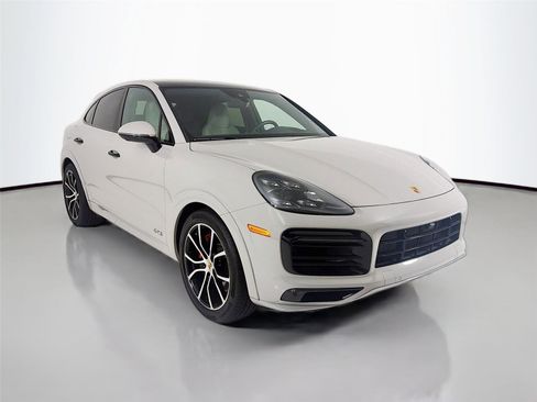 Certified 2023 Porsche Cayenne GTS image 29