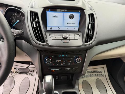 Used 2018 Ford Escape SEL AWD/4WD image 24