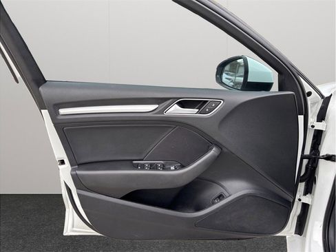 Used 2017 Audi A3 2.0T Premium image 17