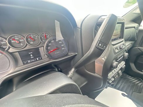 Certified 2021 Chevrolet Silverado 1500 W/T w/ Z71 Off-Road Package AWD/4WD image 16
