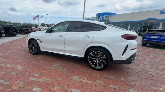 Used 2026 BMW X6 xDrive40i AWD/4WD image 8