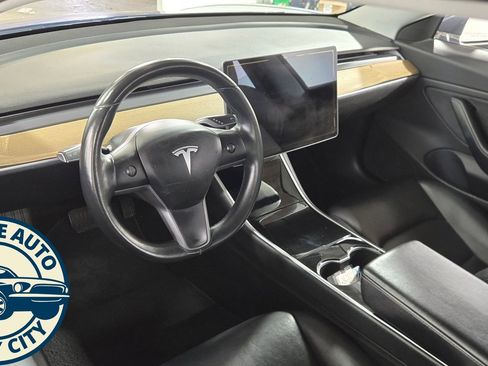 Used 2018 Tesla Model 3 Long Range AWD/4WD image 11