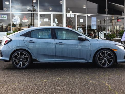 Used 2017 Honda Civic Sport Touring image 7