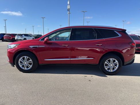 Used 2018 Buick Enclave Essence w/ Trailering Package image 6