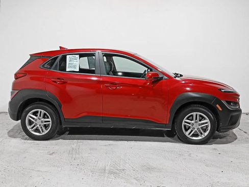 Used 2023 Hyundai Kona SE w/ Cargo Package image 7