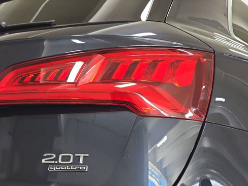 Used 2018 Audi Q5 2.0T Premium Plus w/ Premium Plus Package image 33