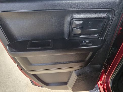 Used 2013 RAM 1500 Express image 22