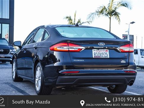 Used 2020 Ford Fusion SE image 8