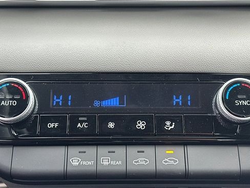 New 2026 Hyundai Elantra Sport image 19