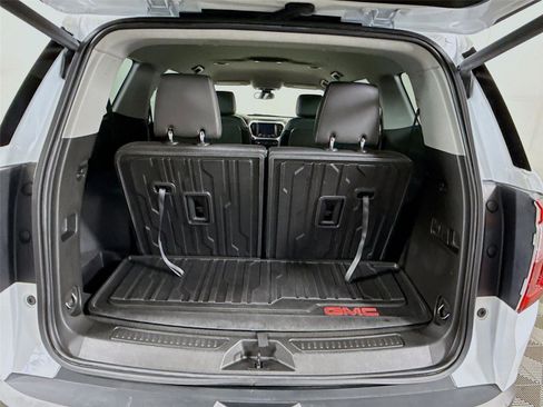 Used 2023 GMC Acadia SLT w/ Technology Package image 20