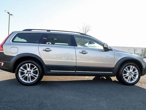 Used 2016 Volvo XC70 T5 Platinum image 17